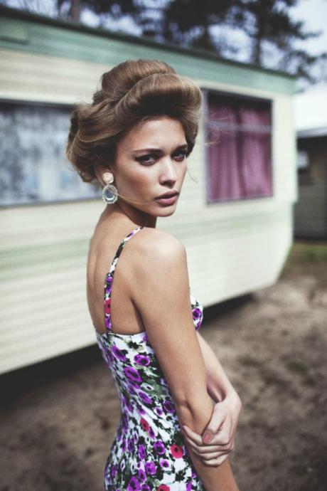 FLORAL PRINT + SHOPPING