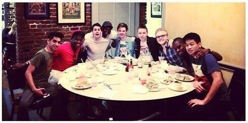 ¡Espiando a los Larchos del Área!