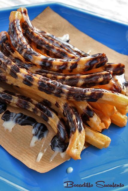 Churros con Chocolate.