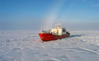 Rescate Contrarreloj en el Océano Ártico