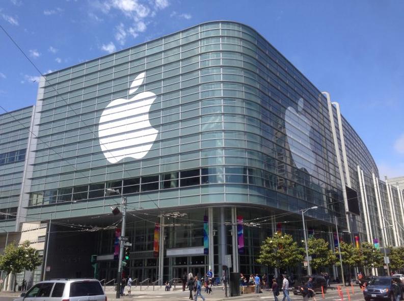 WWDC 13 Moscone Center