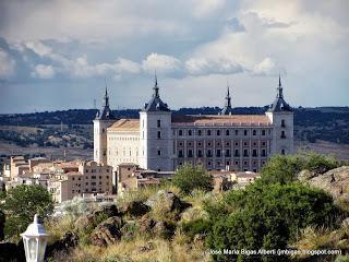 Castilla-La Mancha, de Madrid a Toledo 'por un camino torcío'