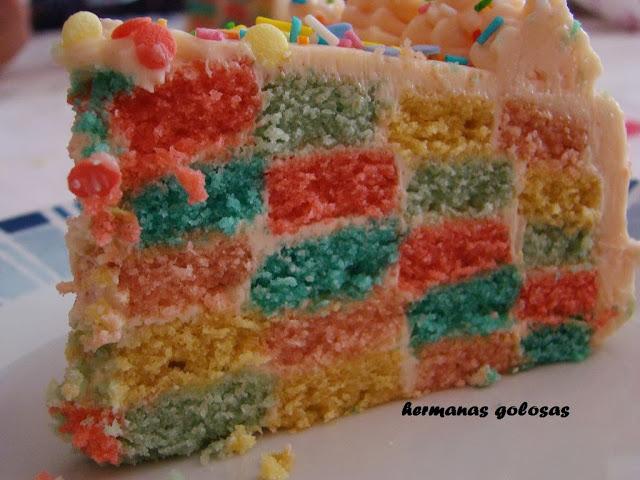 TARTA CUADRITOS DE COLORES