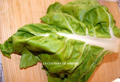 PENCAS DE ACELGAS RELLENAS