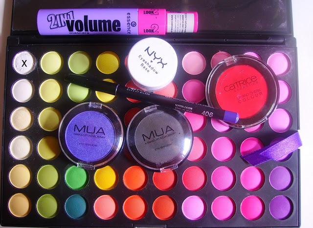 look  white smokey eye