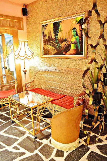 EL FABULOSO COCONUT BAR: EL BAR HAWAIANO DE SILVIA SUPERSTAR.