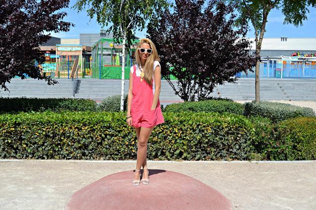 CORAL EVERYWHEREBuenos días!!! Como veis vengo muy coral ...