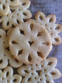 GALLETAS DE ENCAJE