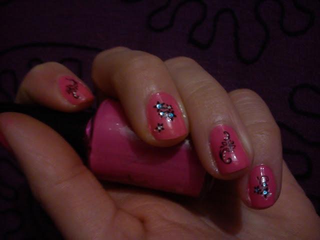 CASUAL GREEN AND YELLOW