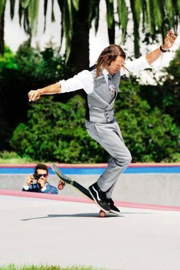 Tony Alva con el mismo el flow de siempre