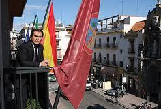 DOS AÑOS POR DELANTE