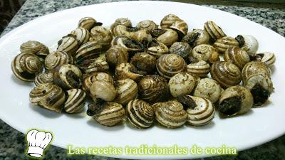 caracoles fritos picantes