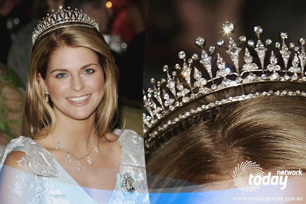 MODERN FRINGE, LA TIARA DE MAGDALENA DE SUECIA EN SU BODA