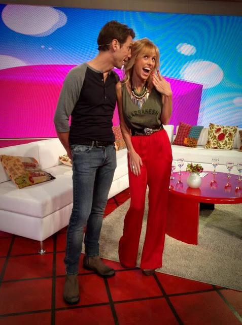 MARIANA FABBIANI + LOOKS