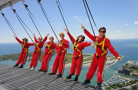 Edge Walk, CN Tower, Toronto, Canadá