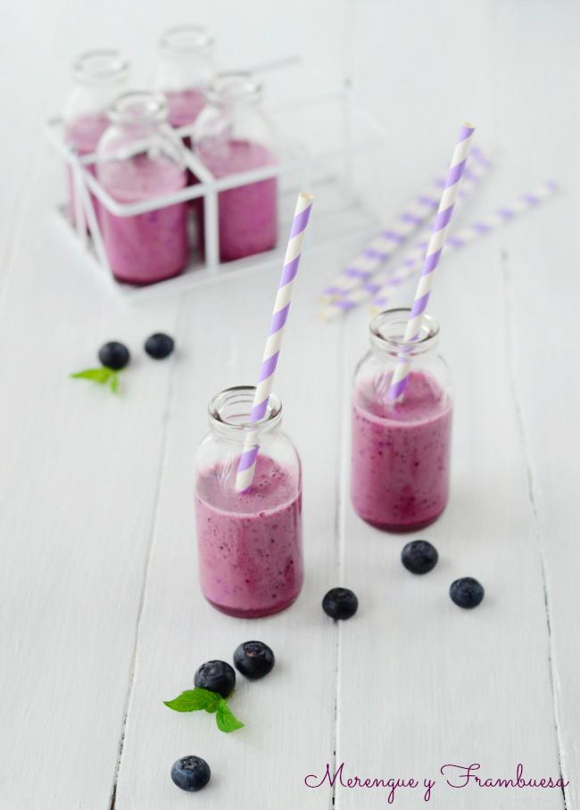 Smoothie de arándanos con un toque de cardomo