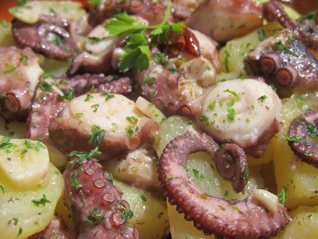 Pulpo al ajillo