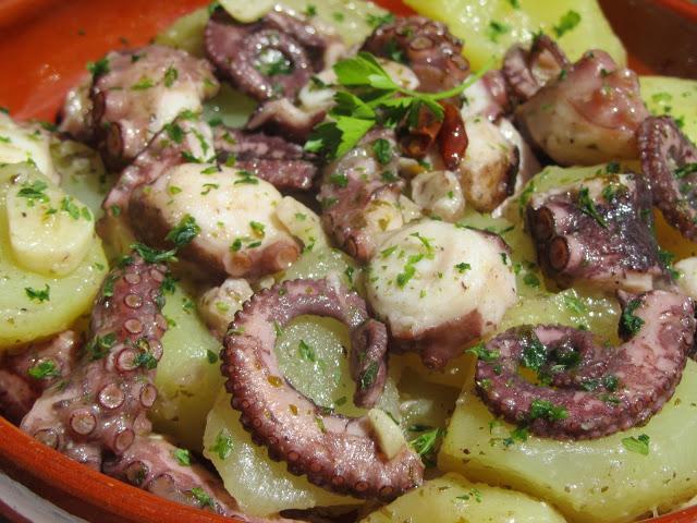 Pulpo al ajillo