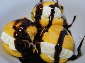 Profiteroles nata sirope chocolate