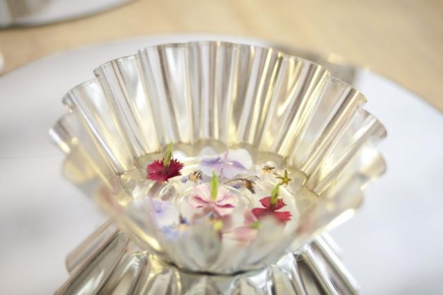 'Taller de flores comestibles' gracias a Von Strüdel