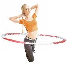 hula hoop 3 Bailar con un hula hoop para modelar cintura, abdominales y afinar la figura