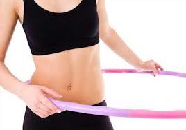 hula hoop2 Bailar con un hula hoop para modelar cintura, abdominales y afinar la figura