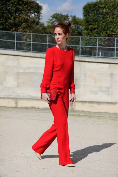 .De fiesta con el mono.