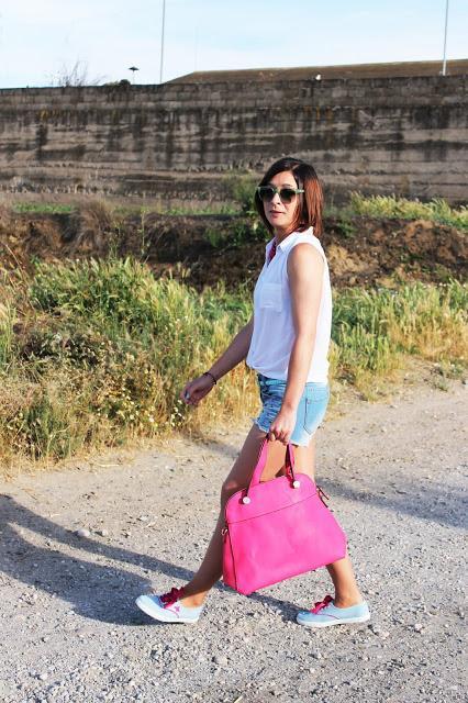 Street Style: Symple look/pink complements