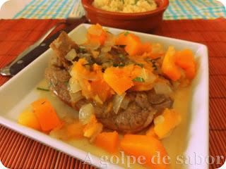 Cordero con miel y orejones con cuscús a la naranja