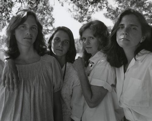 Cuatro hermanas se fotografían durante 36 años