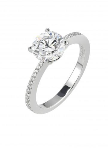 Chopard Ring A lovely diamond ring 