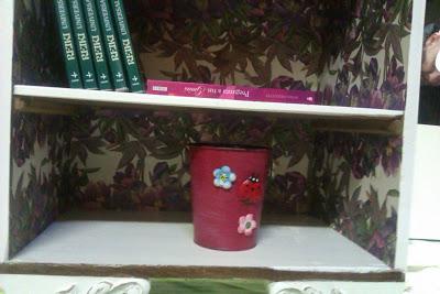 ♥ ♥ ♥ MESITAS DE NOCHE 