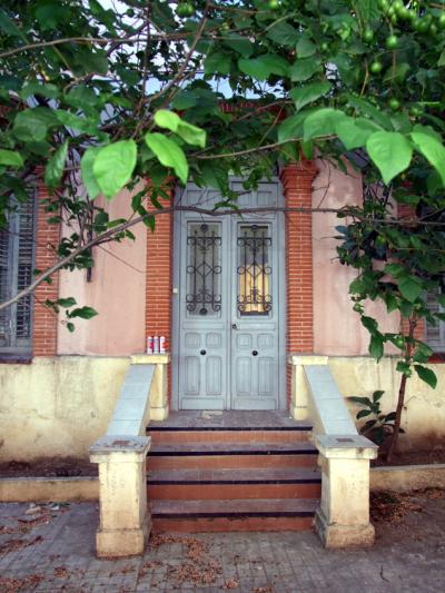 PINTOR MORENO CARBONERO-MAYO-07-SMALL