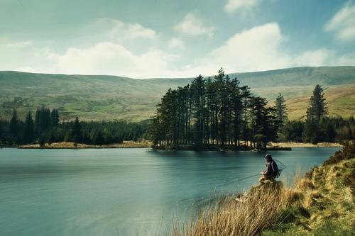 Embalse de Beacons, Gales.

Es difícil encontrar fotos que me...