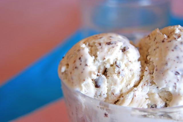 Helado de stracciatella