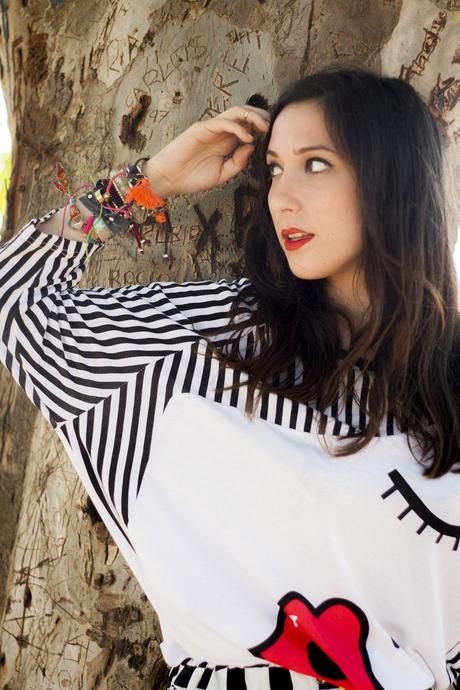 Kiss On Black And White kiss and strippes t-shirts