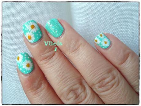 Ideas Para Decorar Tus Uñas: Flores en Primavera