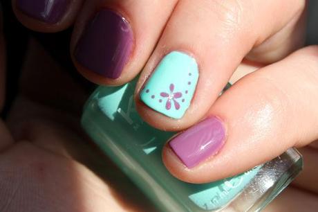 Ideas Para Decorar Tus Uñas: Flores en Primavera