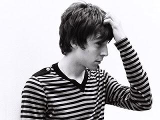 Miles Kane - Tonight (Live at Sarm Studios) (2013)