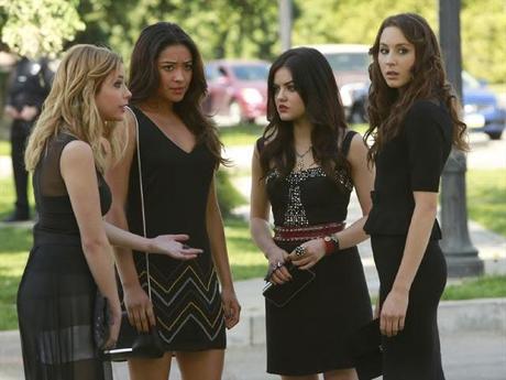 Funeral Pretty Little Liars