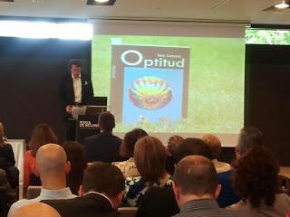 No te fijes en los clavos