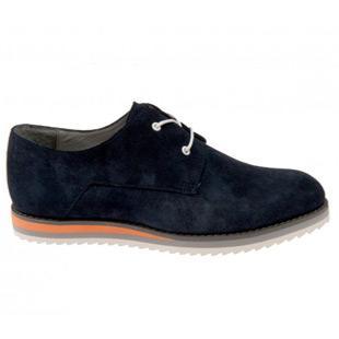 El color llega en forma de Calzado El color llega en forma de Calzado