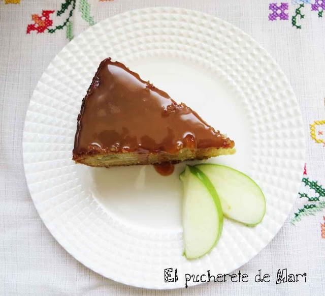 BIZCOCHO DE MANZANA VERDE Y ALMENDRA CON SIROPE DE CARAMELO