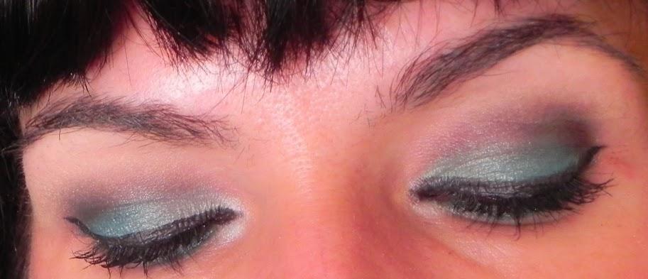 Look con la Astonishing emerald