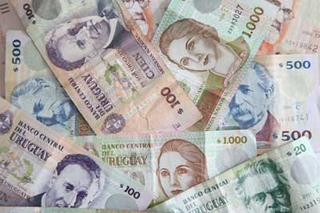 No existen limitaciones a la salida o entrada de capitales, ni control de cambios sobre operaciones en moneda extranjera”,