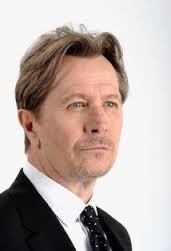 Gary Oldman dirigirá Flying Horse