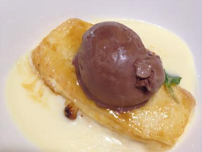 Asgaya: DiStefano se lo recomendó a mi madre.