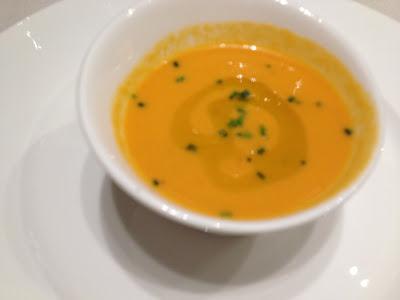 Asgaya: DiStefano se lo recomendó a mi madre.