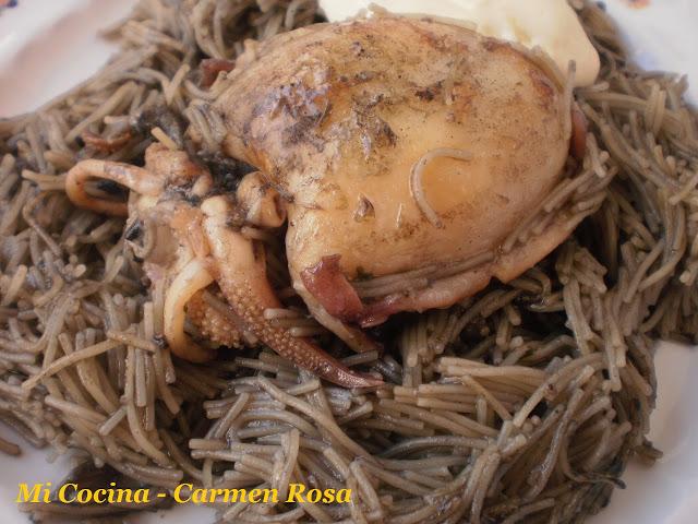 FIDEOS A BANDA CON JIBIA EN SU TINTA