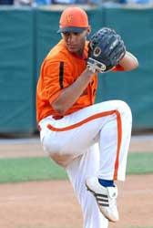 20130618024254-yasmani-pitcher1.jpg